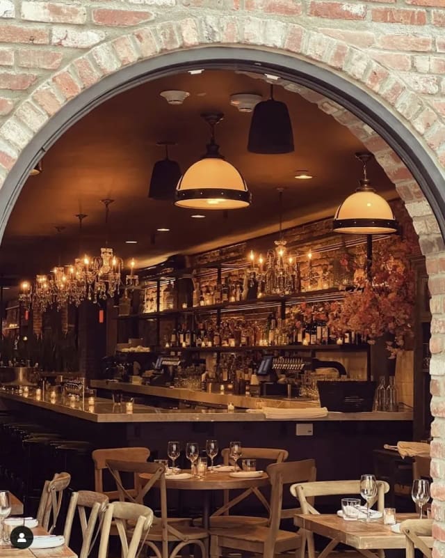 Saint Restaurant Bar & Speakeasy photo 4