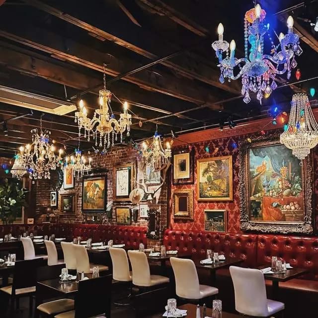 McRae's American Bistro & Cocktails photo 4