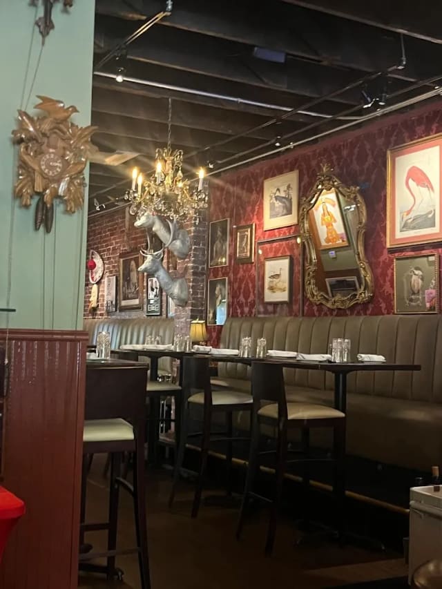 McRae's American Bistro & Cocktails photo 3