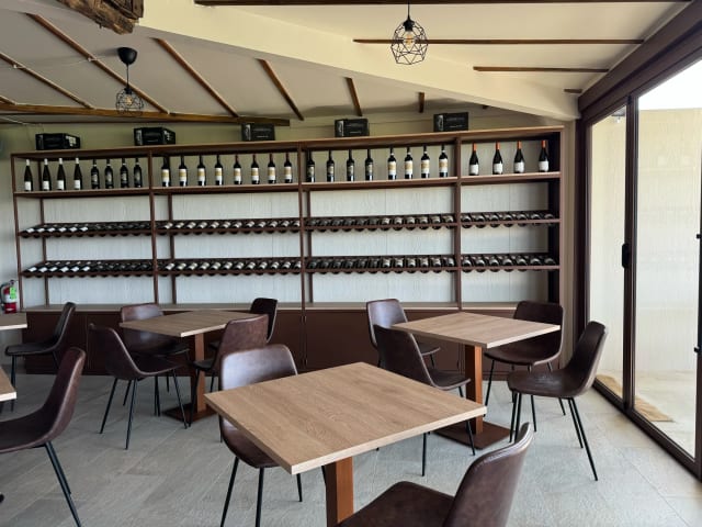 Andreucci WineRoom Fredericksburg photo 3