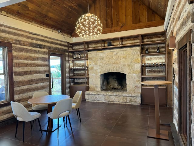 Andreucci WineRoom Fredericksburg photo 5