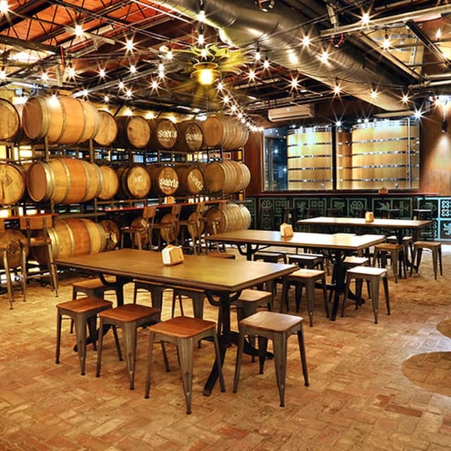Lazarus Brewing: East Sixth photo 5