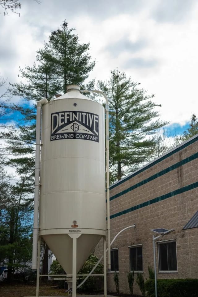 Definitive Brewing Company Portland photo 5