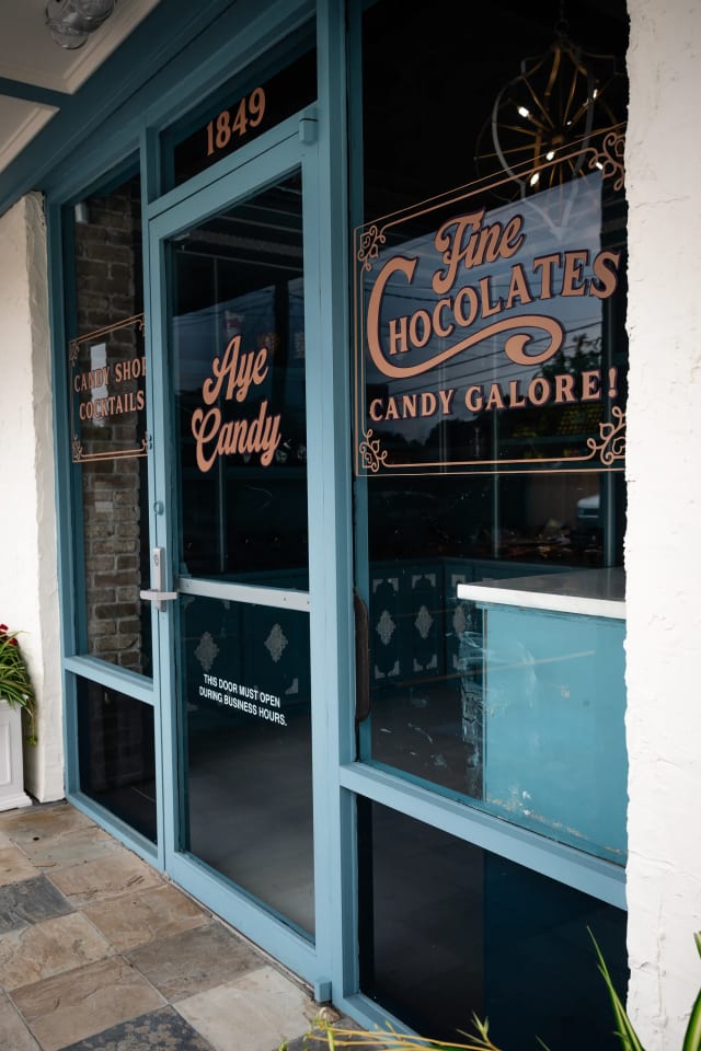 Aye Candy photo 4