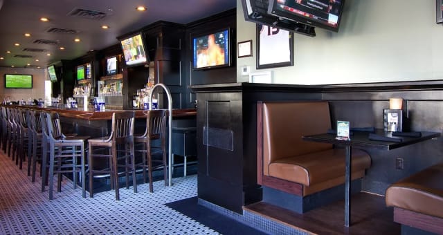 Hudson Grille Downtown photo 3
