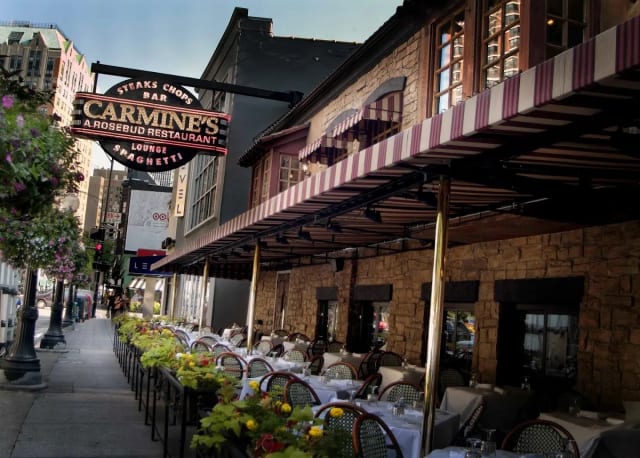 Carmine's Chicago photo 1