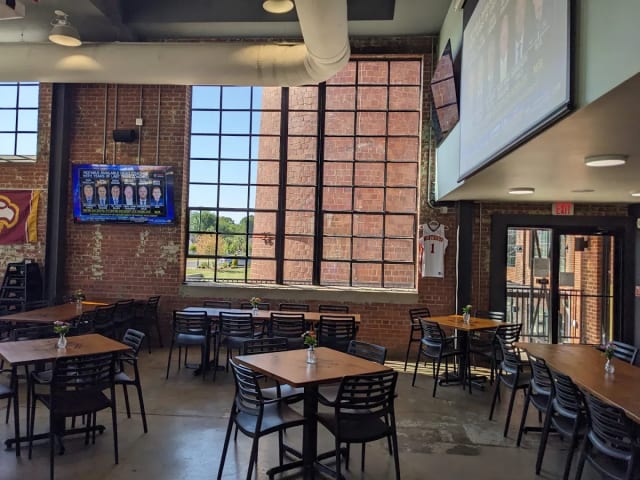 Middle James Brewing Company:  Rock Hill photo 4
