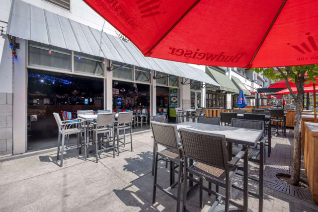 Tin Roof: Cincinnati photo 5