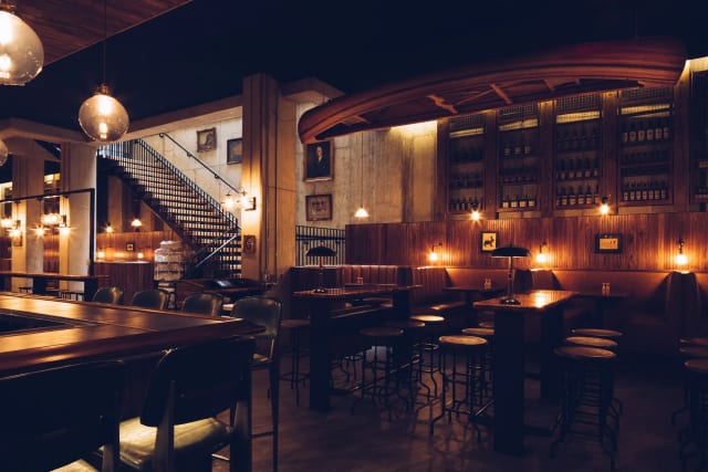 Crimson Whiskey Bar photo 3