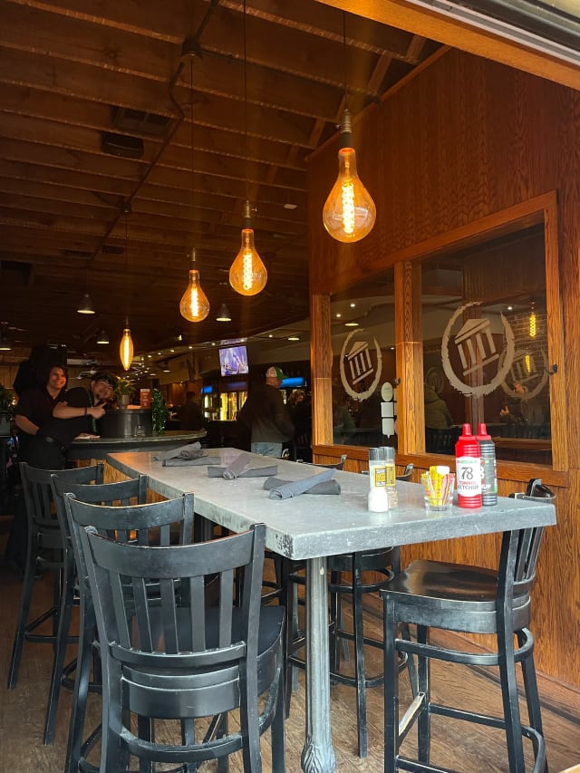 Capital Ale House: Downtown Fredericksburg photo 1