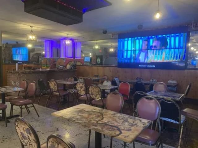 Chivas Burger Resturant photo 4