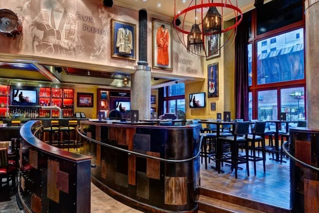 Hard Rock Cafe: Philadelphia photo 4