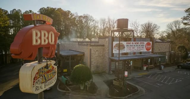 Buz and Ned's Real Barbecue photo 3