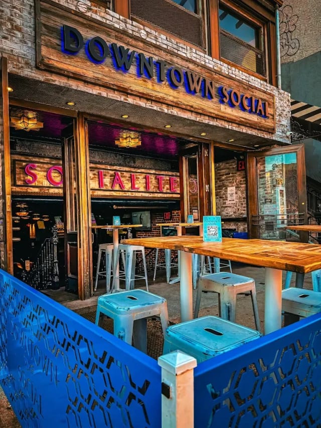 Downtown Social photo 4