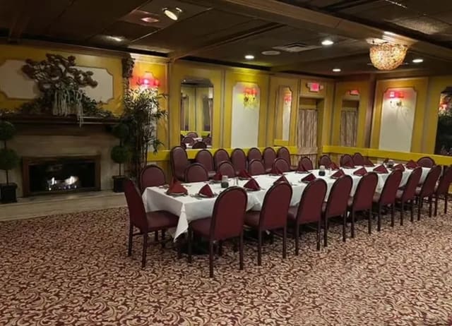 Mario's Italian Restaurant Detroit photo 4