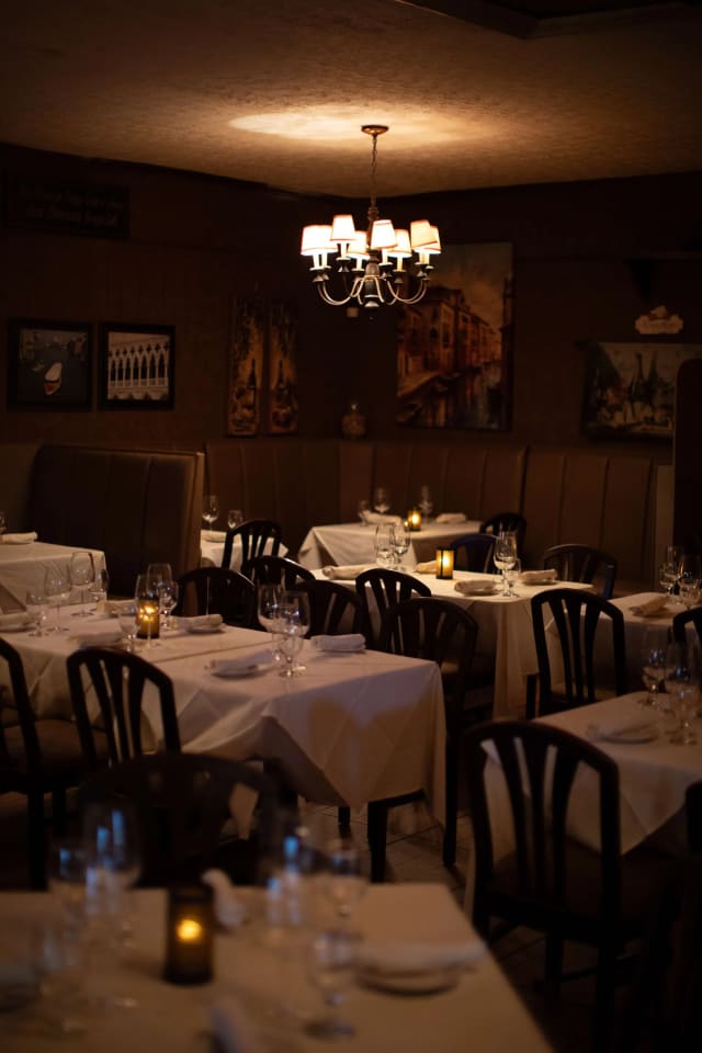 Nino's Italian Restaurant photo 2