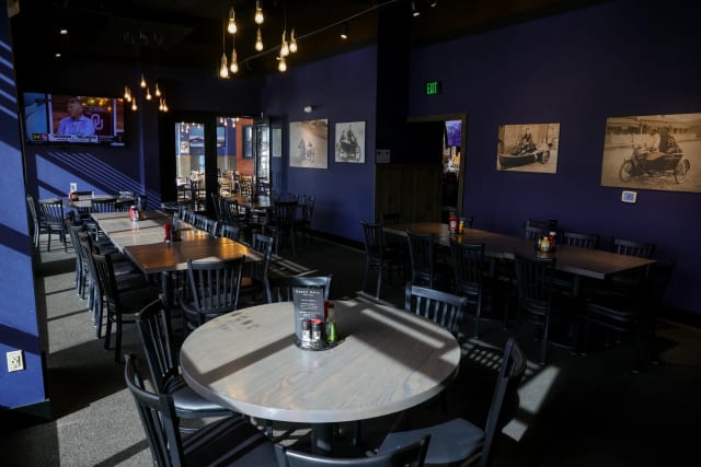 Sidecar Slider Bar - Lansing photo 3