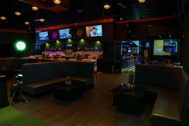 Sidecar Slider Bar - Sterling Heights photo 5