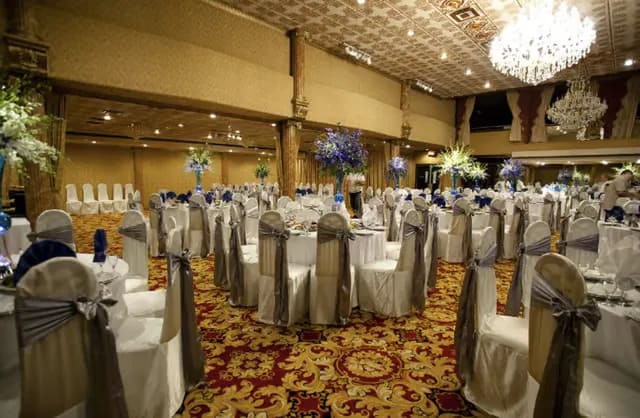 Golden Gates Restaurant photo 5