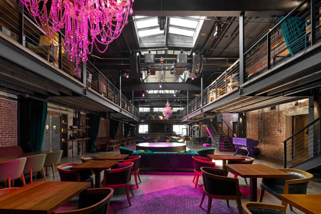 Fabrika photo 4