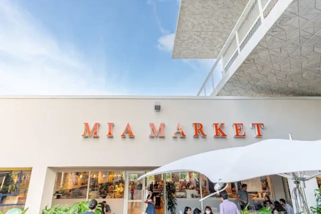 Mia Market Food Hall photo 3