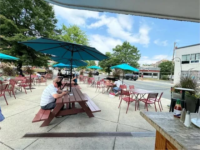 Northside Social Coffee & Wine: Arlington photo 2