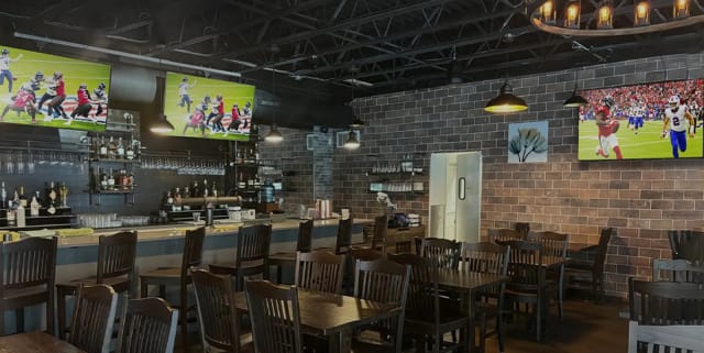 Topside Tavern - American Restaurant & Bar photo 1