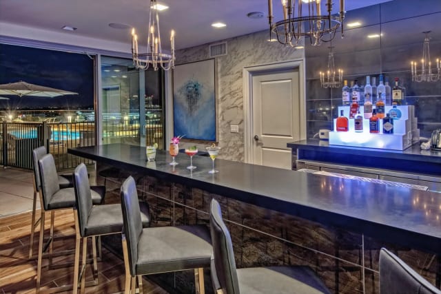Hilton Nashville Green Hills: Härth Restaurant and Skybar photo 2