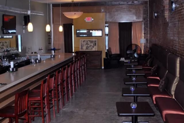 Speakeasy Lounge photo 2