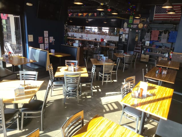 Greg's Kitchen & Taphouse photo 2