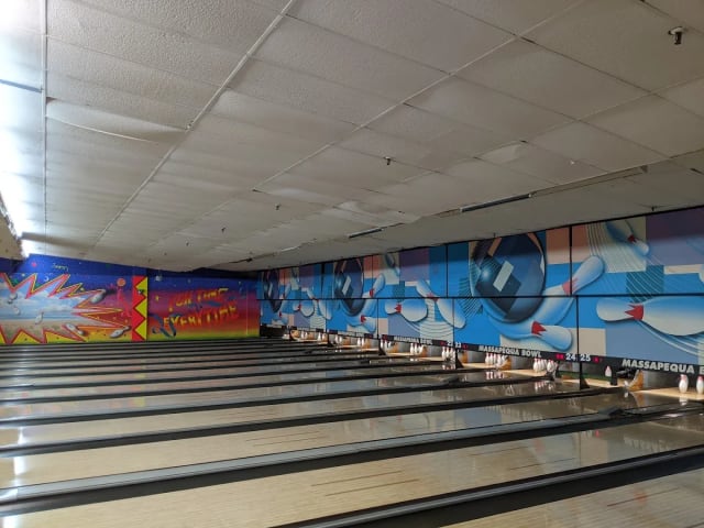 Ultra Lanes Massapequa photo 4