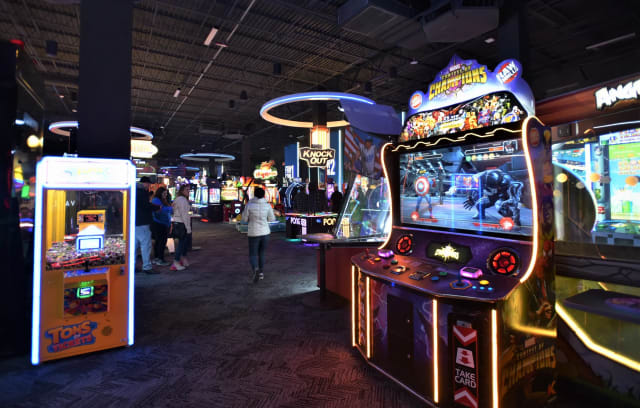 Dave & Buster's - Livonia, MI photo 5