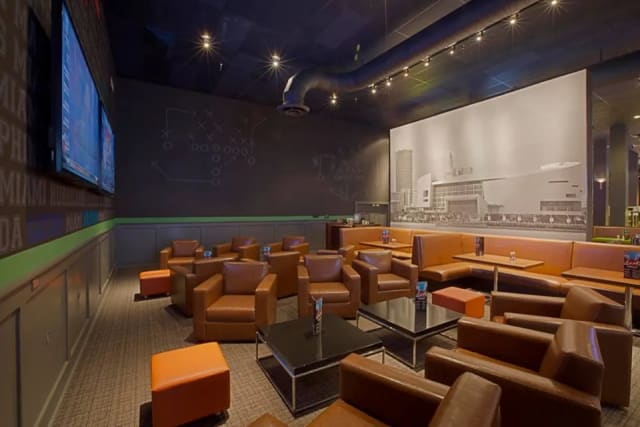 Dave & Buster's - Hollywood, FL photo 4