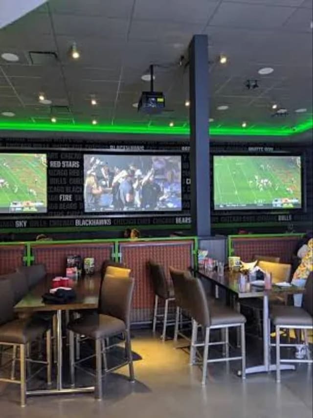 Dave & Buster's - Rosement, IL photo 4