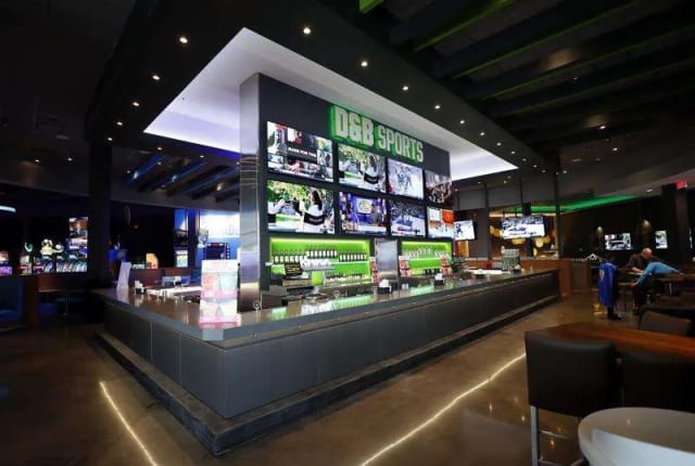 Dave & Buster's - Rosement, IL photo 3