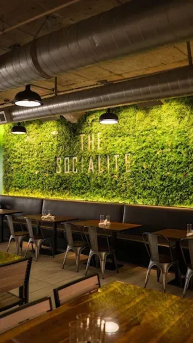 The Socialite Crafthouse Kitchen & Brewery photo 5