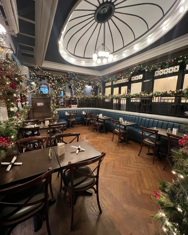 Jane Doe Bar & Restaurant photo 5