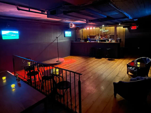 Baby Grand LES photo 5