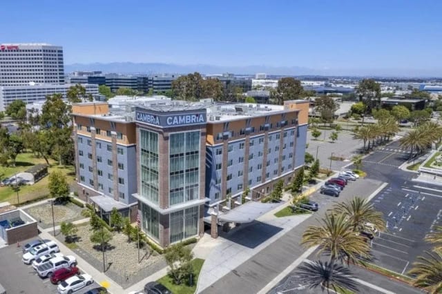 Cambria Hotel LAX photo 2