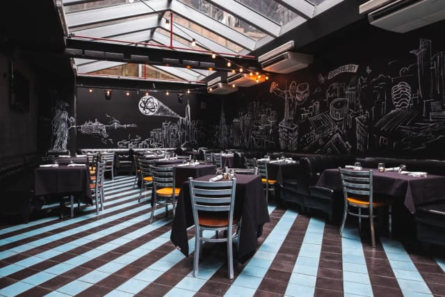 Burgerology Midtown photo 1