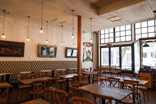 Smokin J's BBQ & Taphouse photo 2