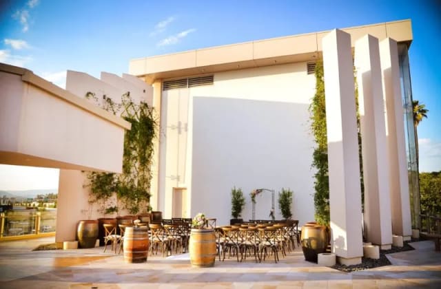 Vintana Wine + Dine photo 3