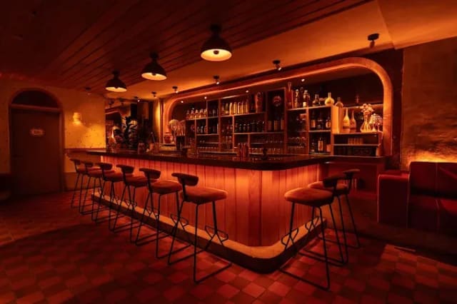 Bar Nena photo 1