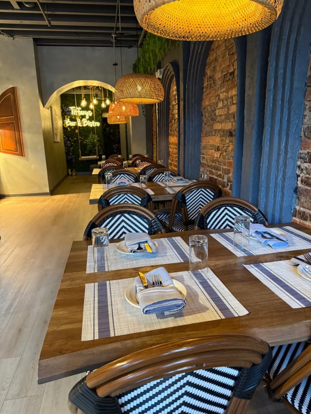 Tiffany's Bar & Bistro photo 5