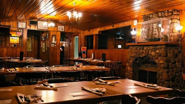 Lindey's Prime Steak House photo 4