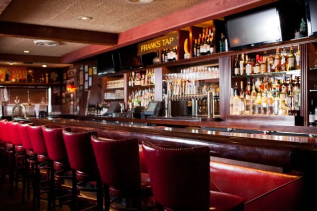 L. Woods Tap & Pine Lodge photo 5