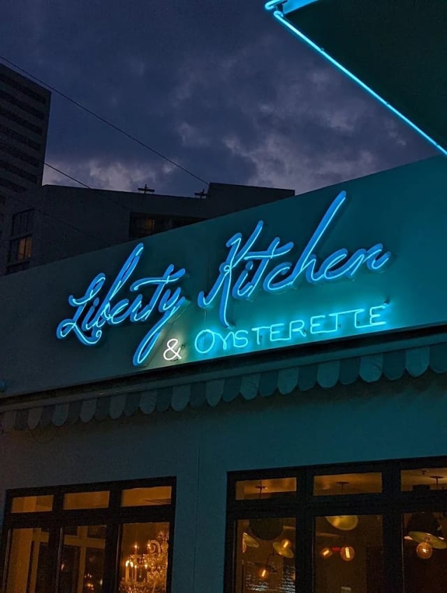 Liberty Kitchen & Oysterette - River Oaks photo 4