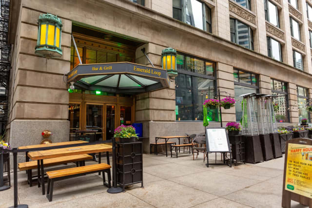 Emerald Loop Bar Grill photo 4