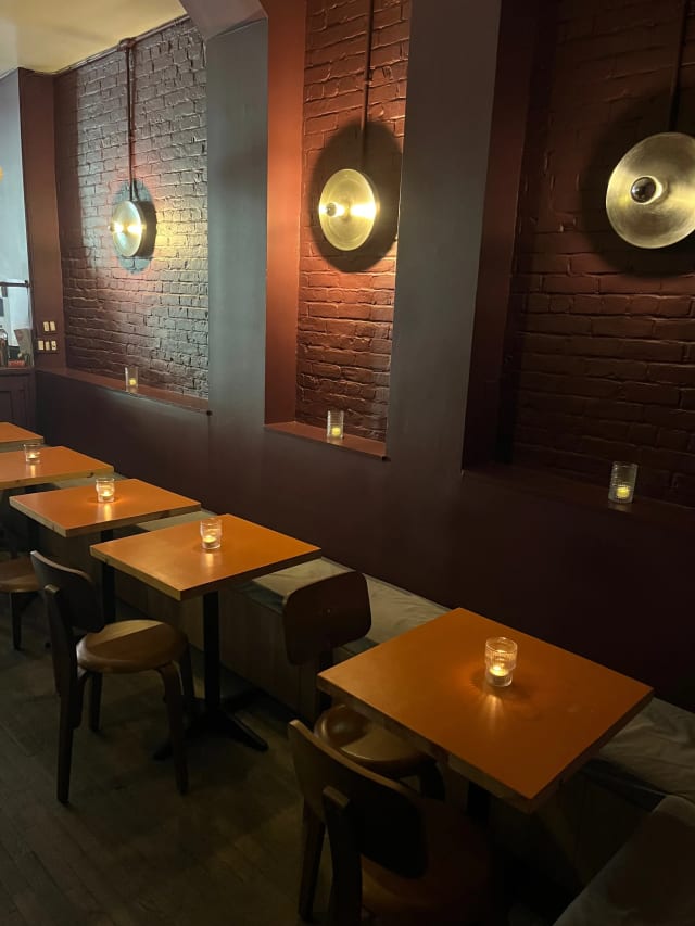 Intimate and sexy tapas cocktail bar. photo 4