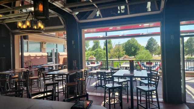 Parry's Pizzeria & Taphouse: Northglenn photo 3